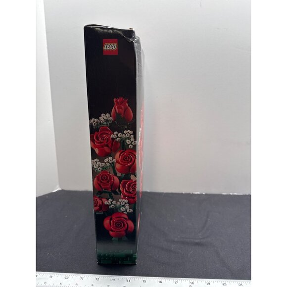 LEGO Icons Botanical Collection Bouquet Of Roses 10328 Building Set 18+ 822 Pcs - Picture 6 of 11